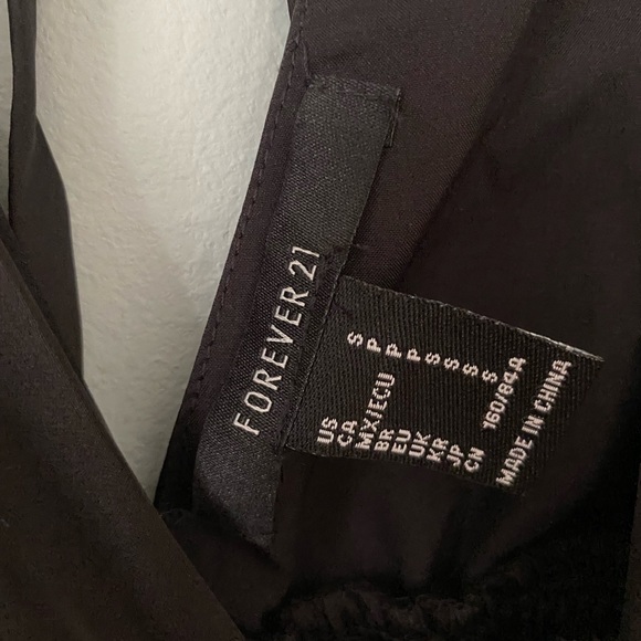 black forever 21 top! - Picture 2 of 3